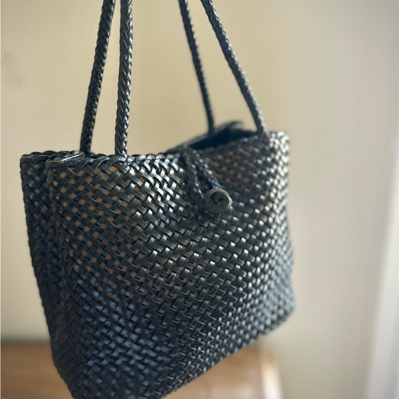 Eric Javits Woven Leather Bag - Picture 4 of 14